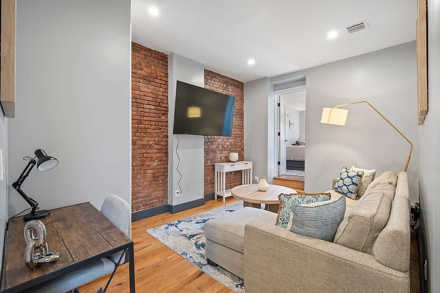 Building Photo - 334 Palisade Ave