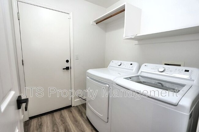 Building Photo - 3112 Gennaker Way