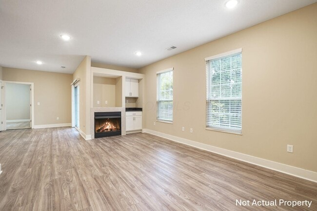 Building Photo - 5080 Aspen Pine Blvd