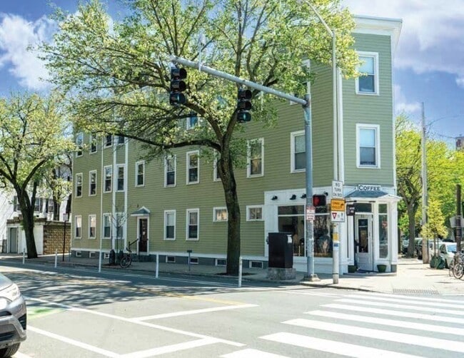 Building Photo - 88 Hampshire St