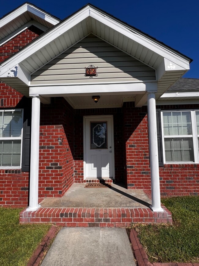 Building Photo - 92 Jackson Ave NE