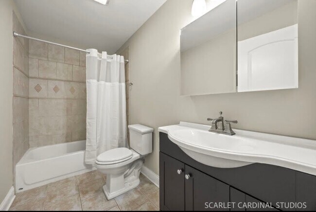 Building Photo - 235 Westbrook Cir