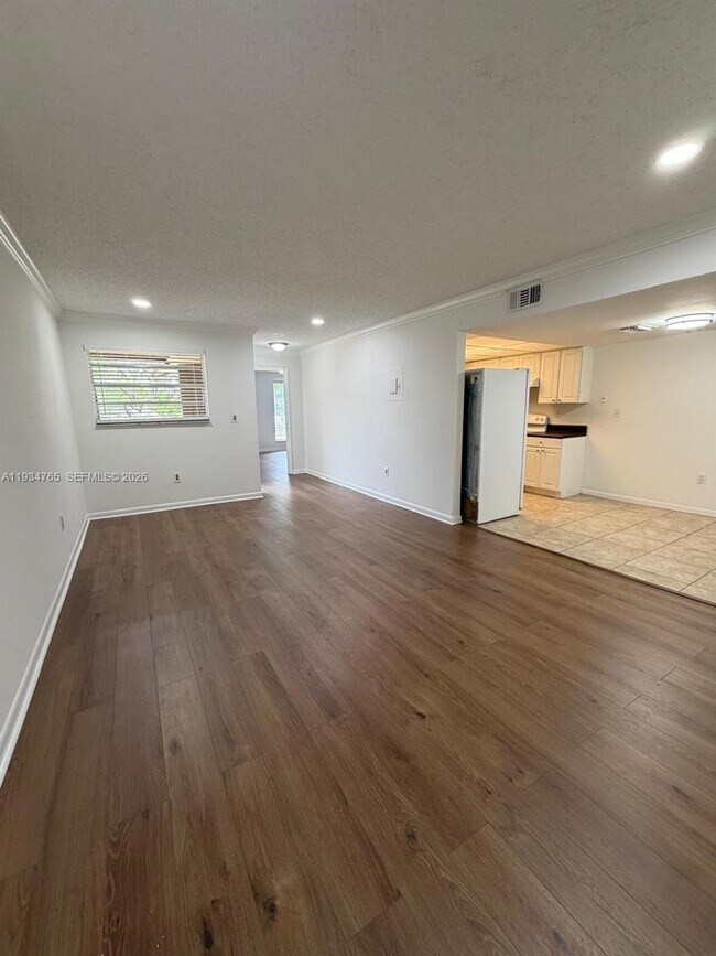 Building Photo - 11101 Royal Palm Blvd