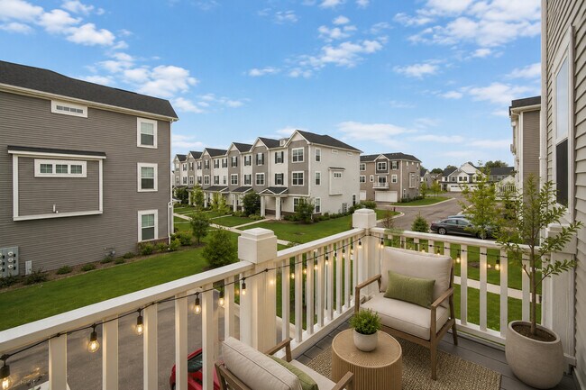 Building Photo - 4437 Chelsea Mnr Cir
