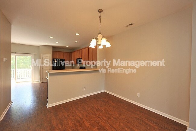 Building Photo - 338 Kinellan Ln