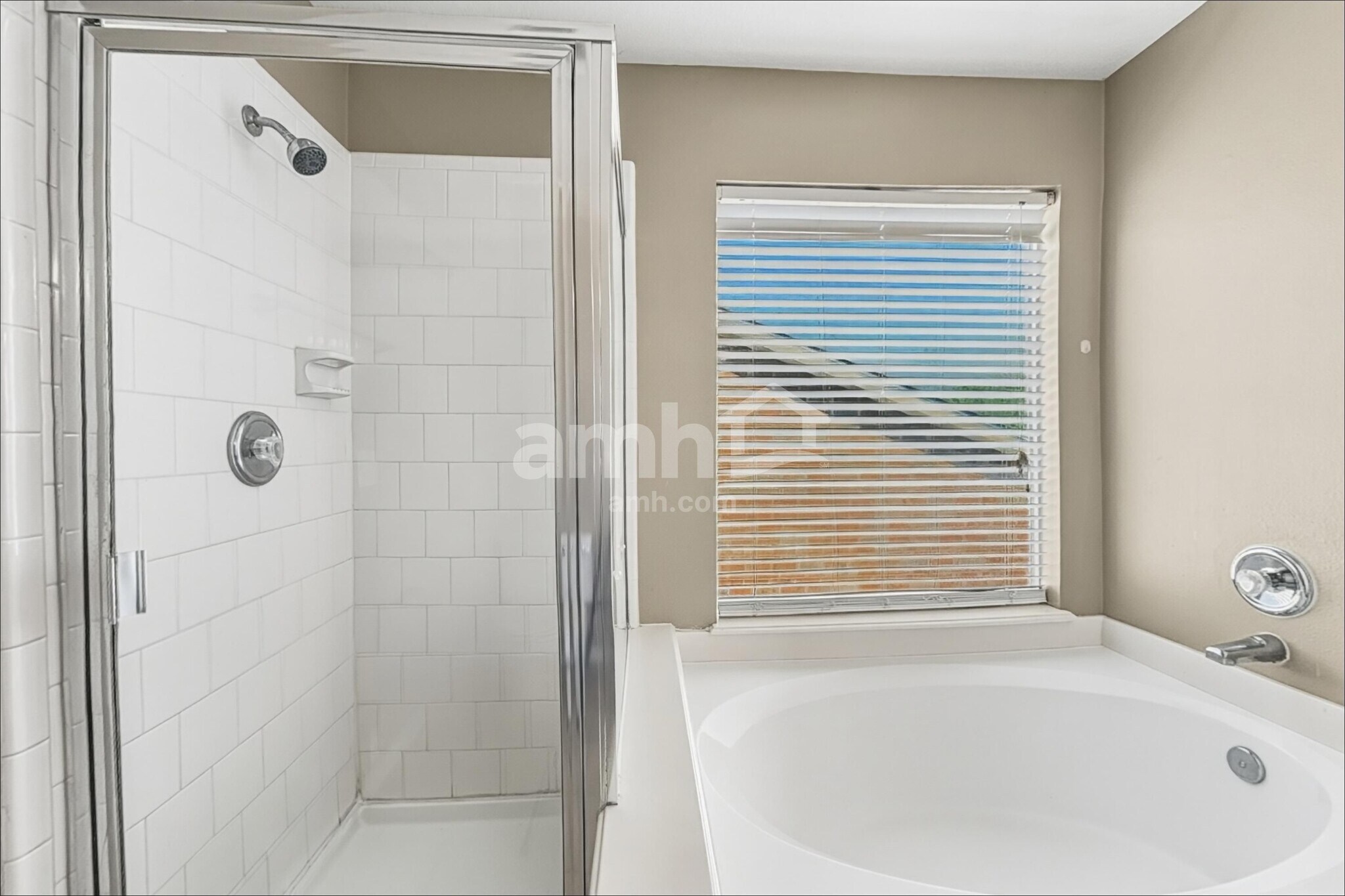 Building Photo - 674 Cypresswood Trce