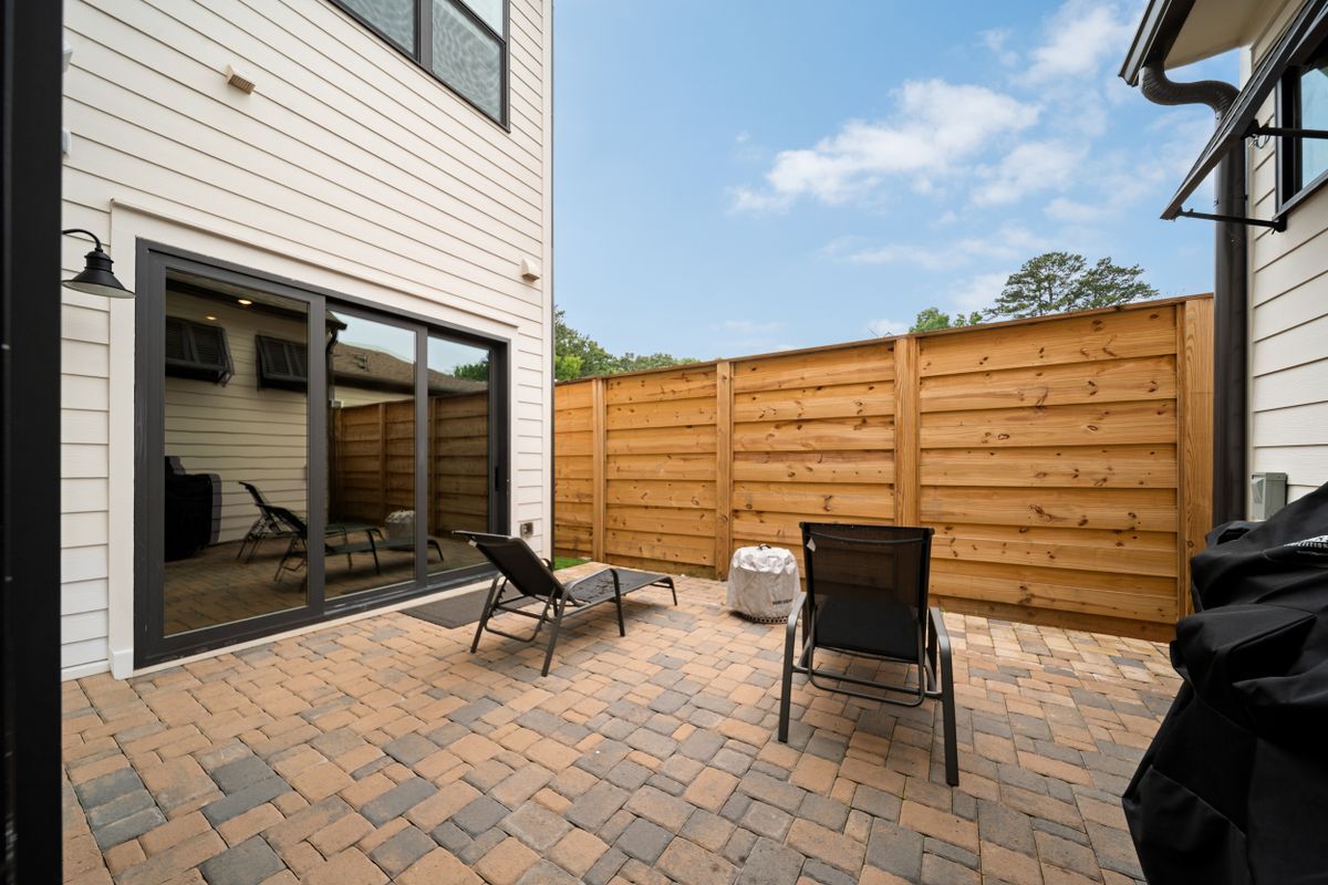 Building Photo - 762 Stickley Oak Way