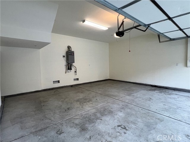 Building Photo - 6077 Rosewood Way
