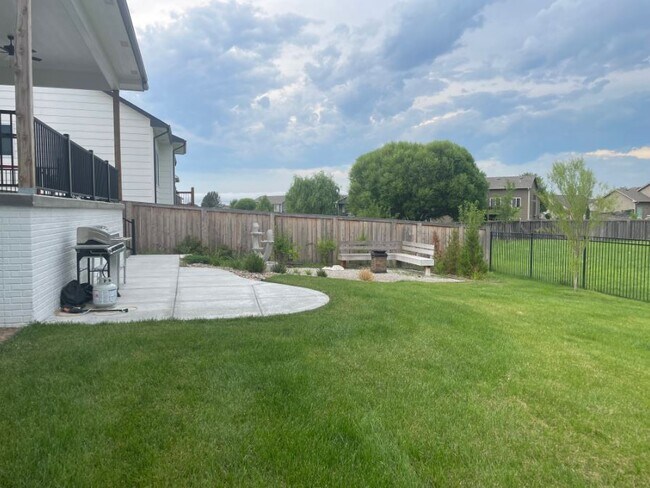 Building Photo - 2702 N Eagle St