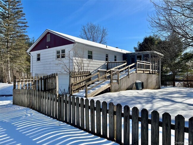 Building Photo - 3160 US-44