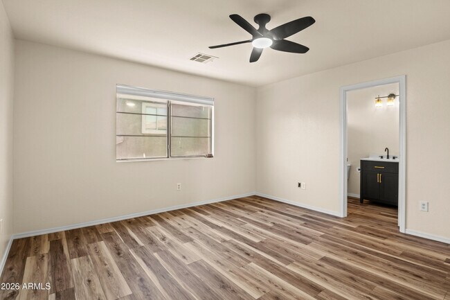 Building Photo - 21827 N 40th Way