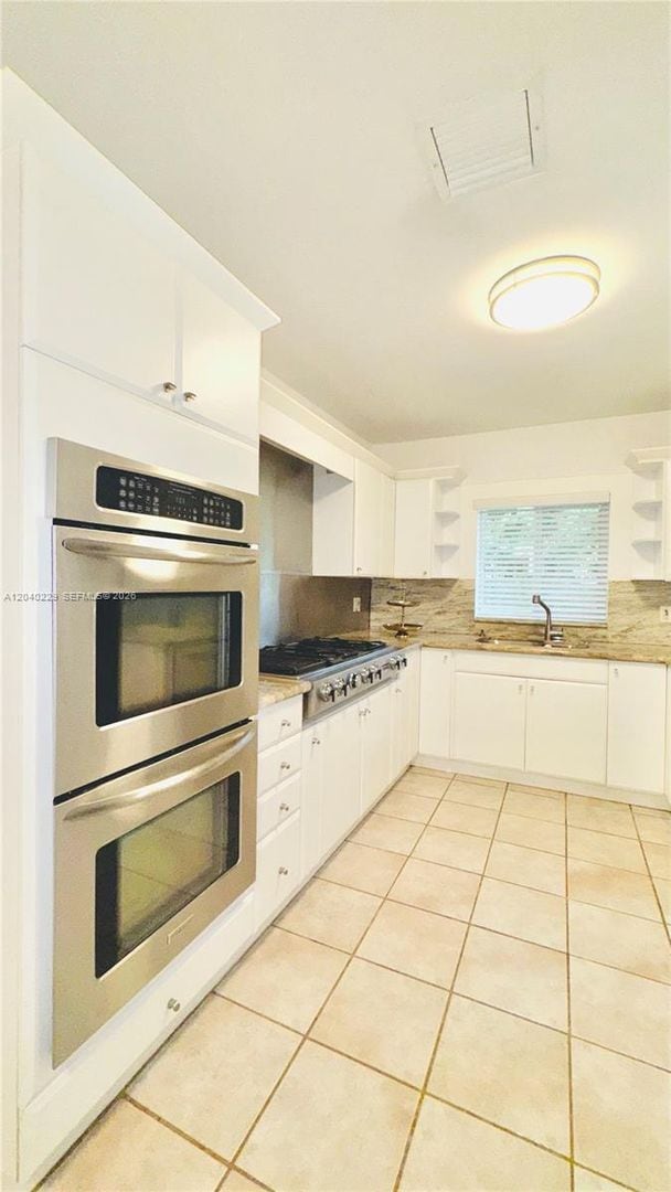 Building Photo - 7415 SW 56th Ave