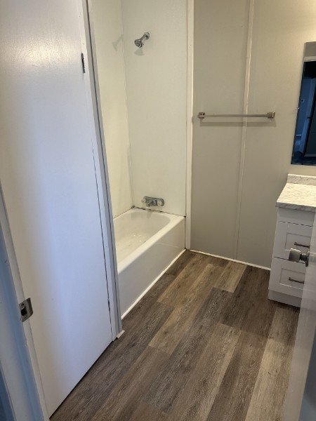 Building Photo - 1221 N Valrico Rd