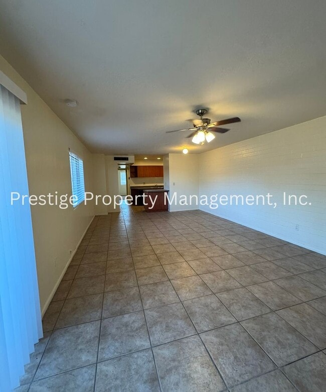 Building Photo - 2525 N Alvernon Way