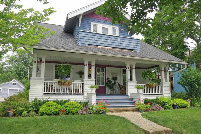 Building Photo - 212 W Michigan Ave