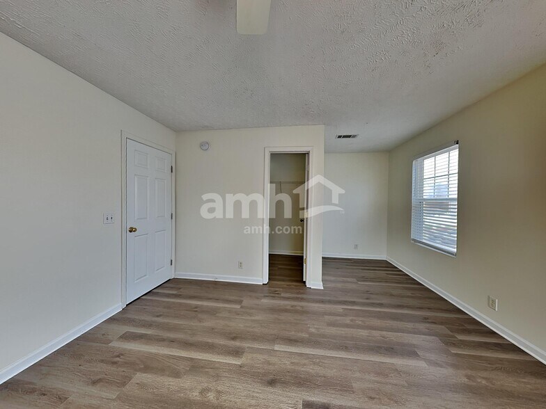 Building Photo - 1417 Prescott Ct