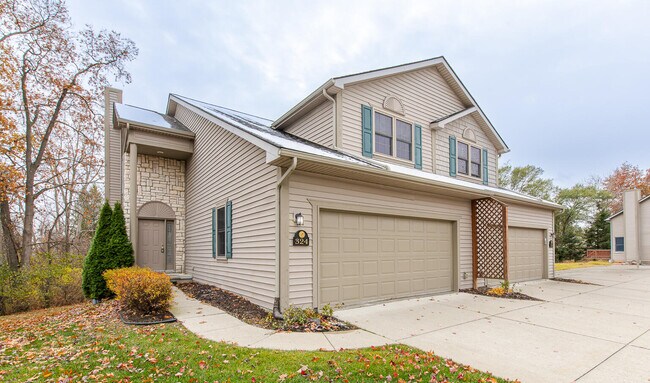 Building Photo - 324 Stratford Ln