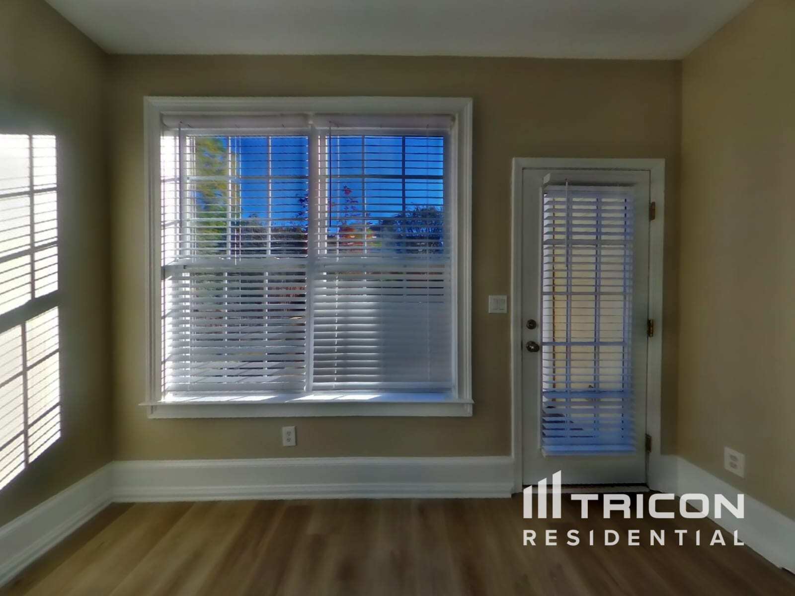 Building Photo - 434 Grandiflora Dr