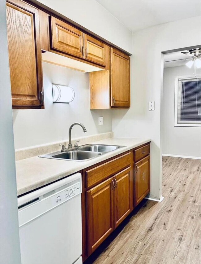 Building Photo - Modern 2-Bedroom Apartments in Crown Point, IN – Pet Friendly!