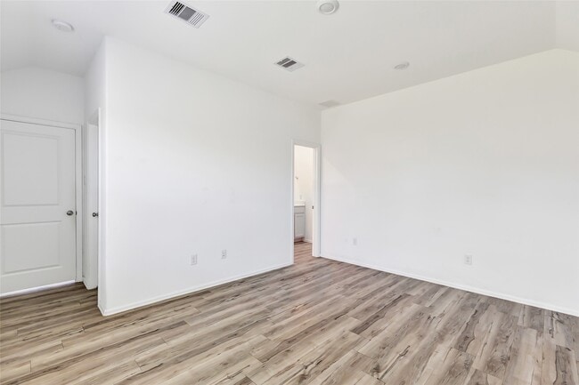 Building Photo - 6220 Arcadia Sound Ln