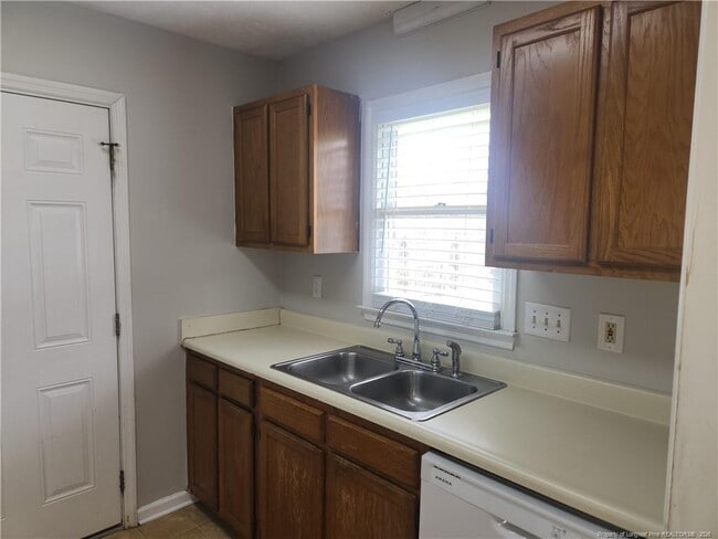 Building Photo - 5598 Quietwood Pl