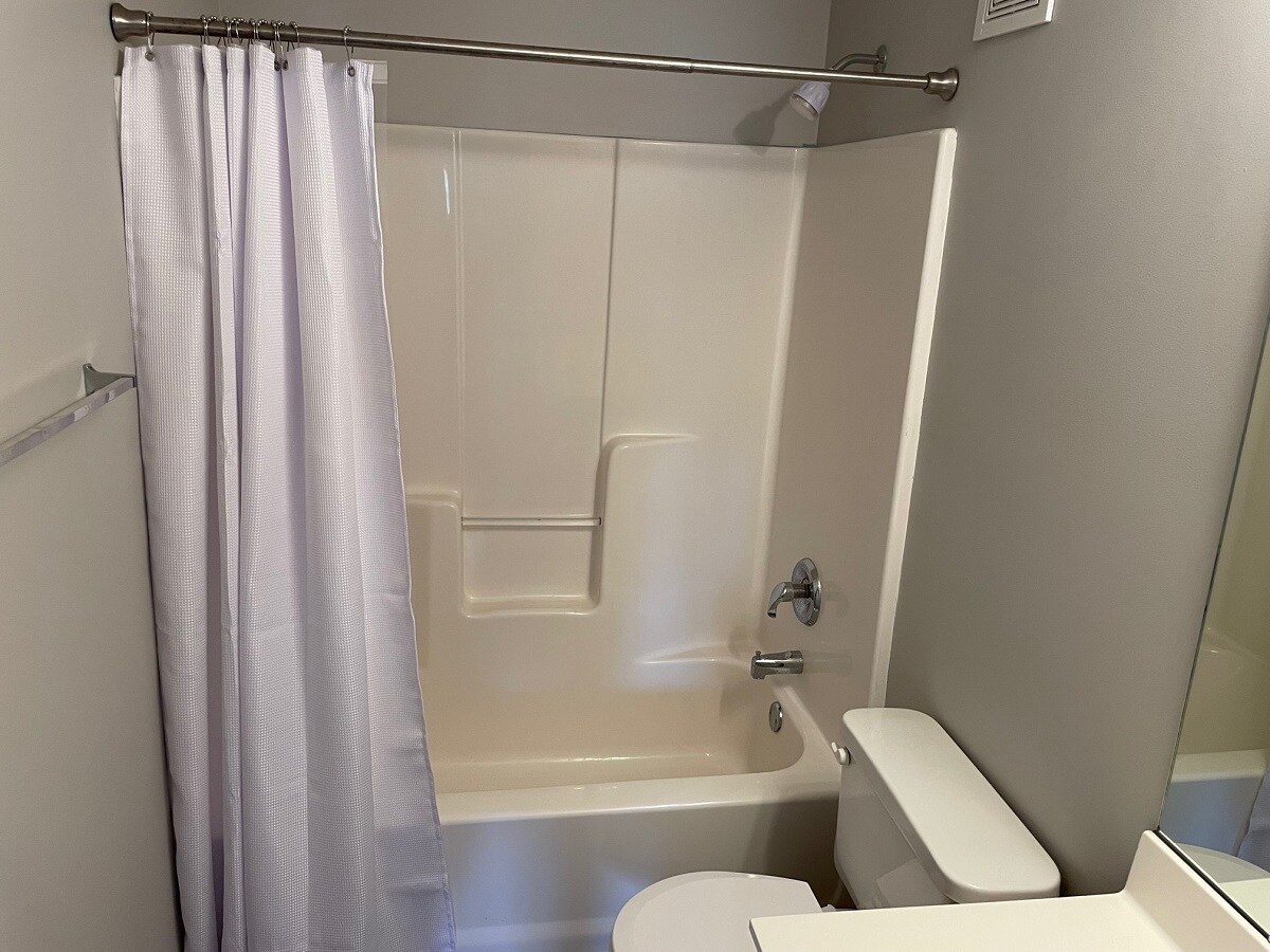 Building Photo - 896 Braunworth Ct
