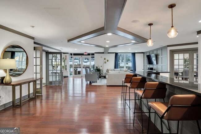 Building Photo - 1101 Juniper St NE