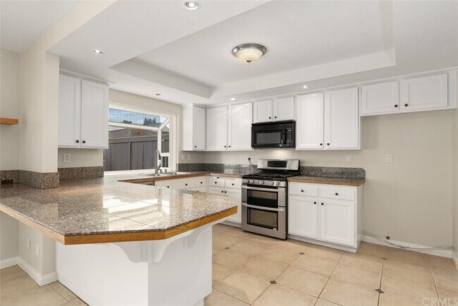 Building Photo - 42 Atherton-