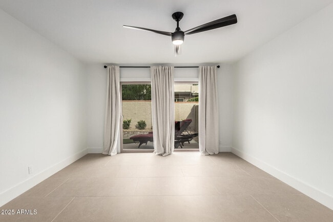 Building Photo - 9470 E Riviera Dr