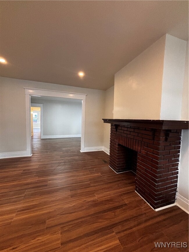 Building Photo - 432 Wohlers Ave