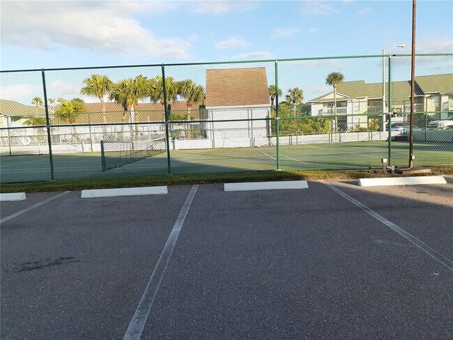 Building Photo - 455 Alt 19