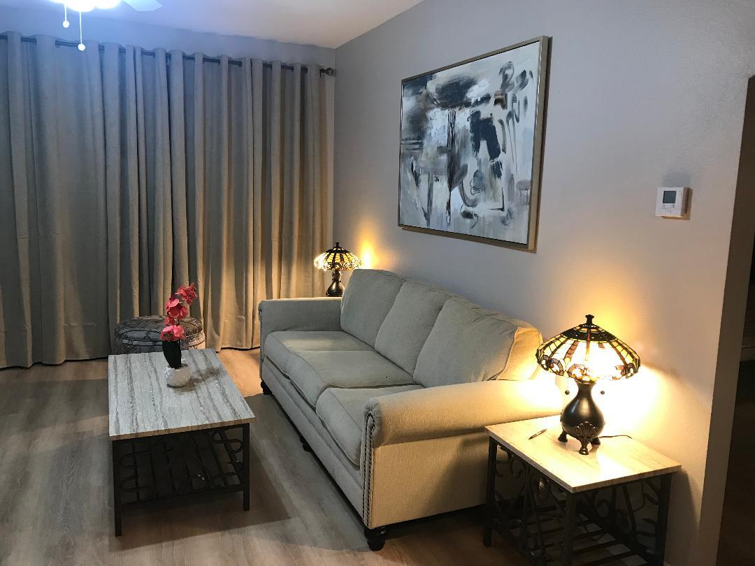 Building Photo - 5130 S Jones Blvd