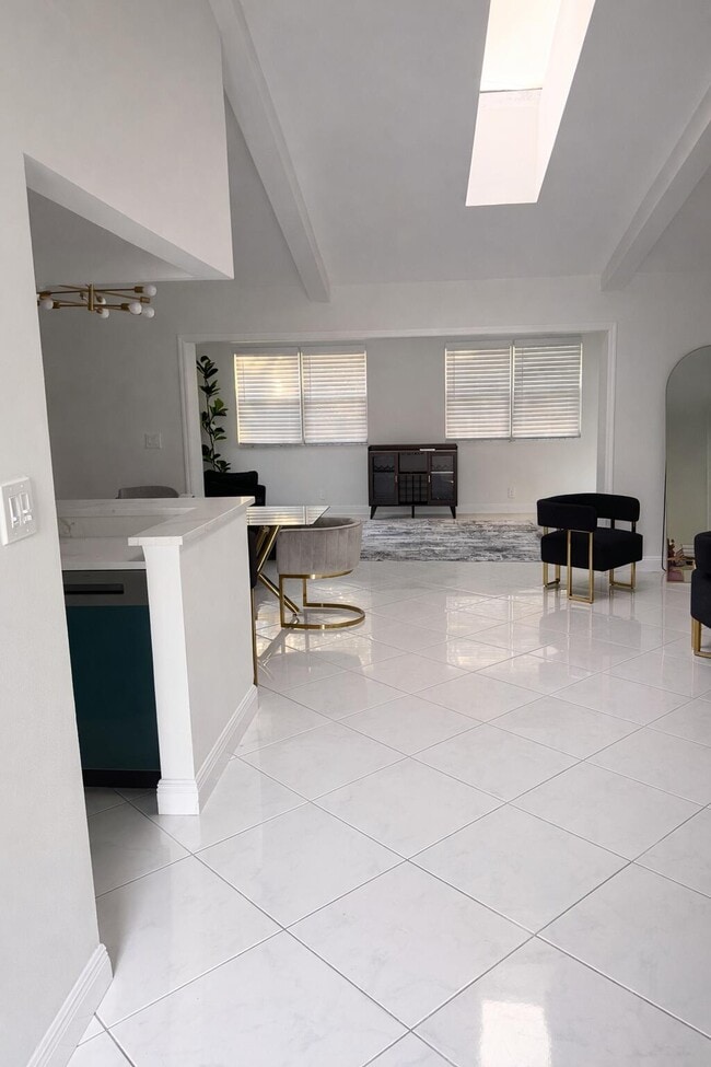 Building Photo - 9940 Liberty Rd