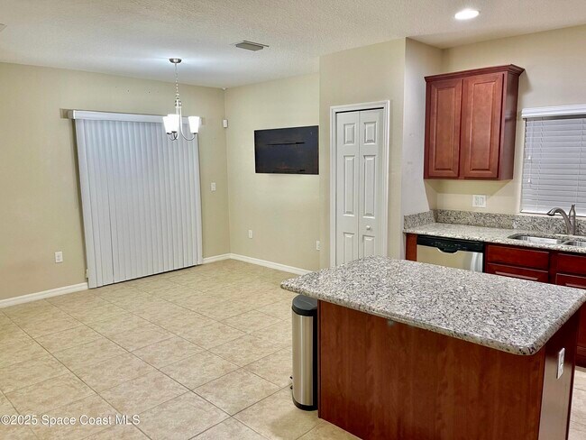 Building Photo - 5214 Brilliance Cir
