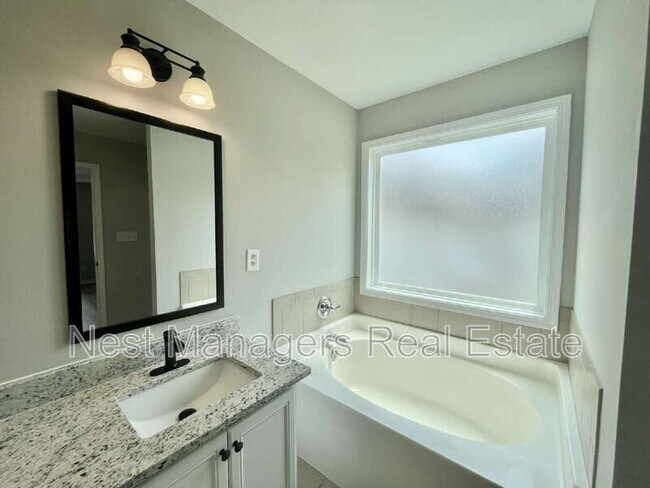 Building Photo - 216 Cobblestone Dr