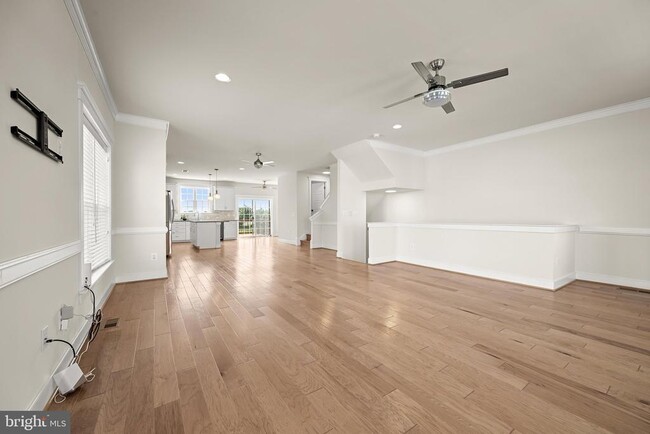 Building Photo - 212 Upper Brook Terrace