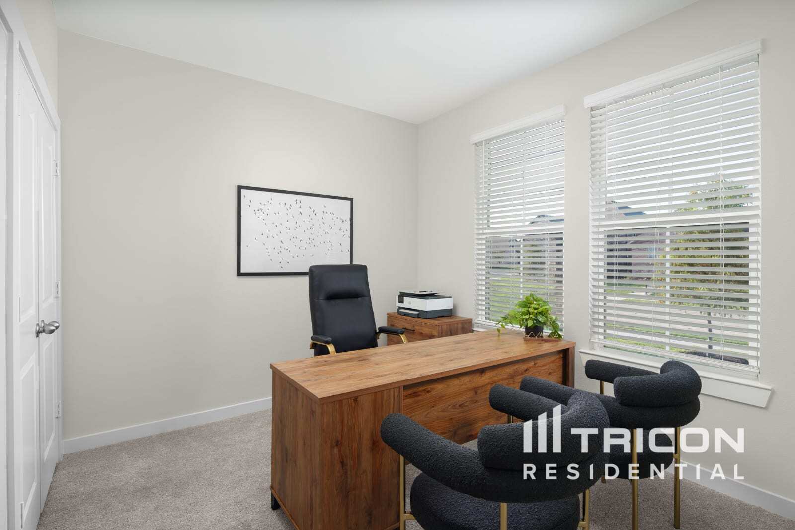 Building Photo - 2517 Finch Holw Dr
