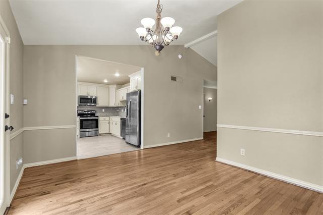Building Photo - 556 Freestone Dr