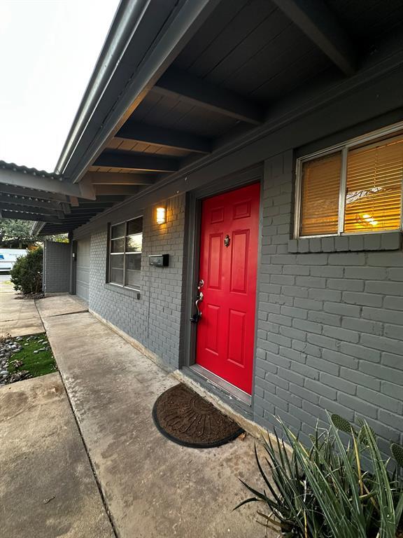 Building Photo - 2104 Wordsworth Dr