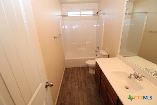 Building Photo - 5000 Imperial Eagle Dr