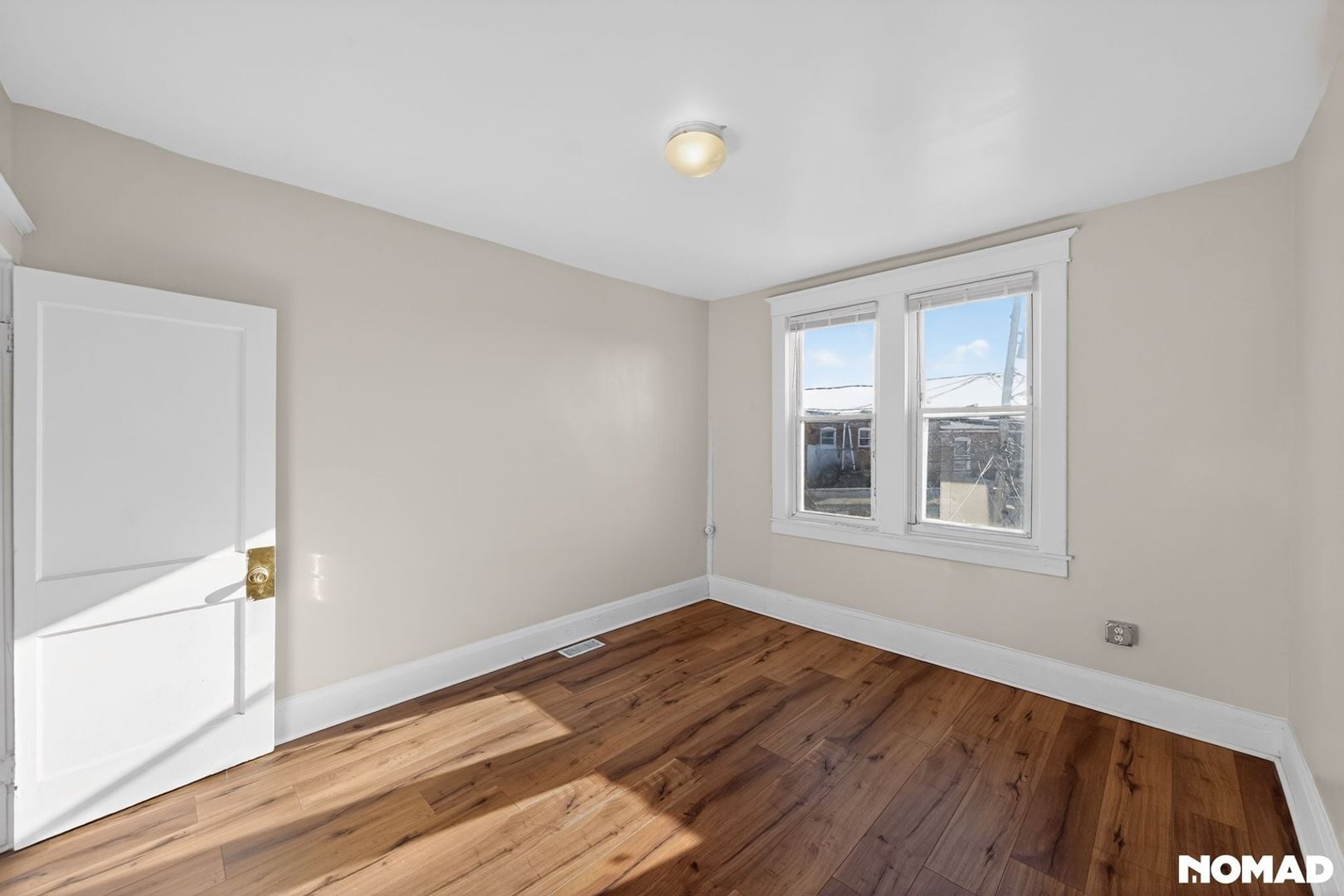 Building Photo - 3231 Phelps Ln