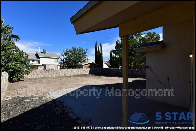 Building Photo - 12257 Robert Dahl Dr