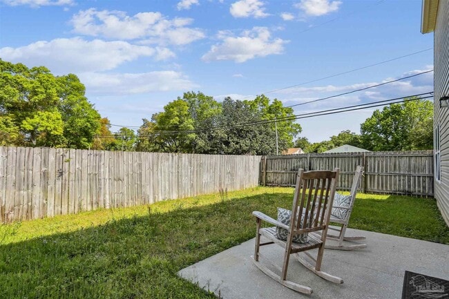 Building Photo - 499 Portside Dr