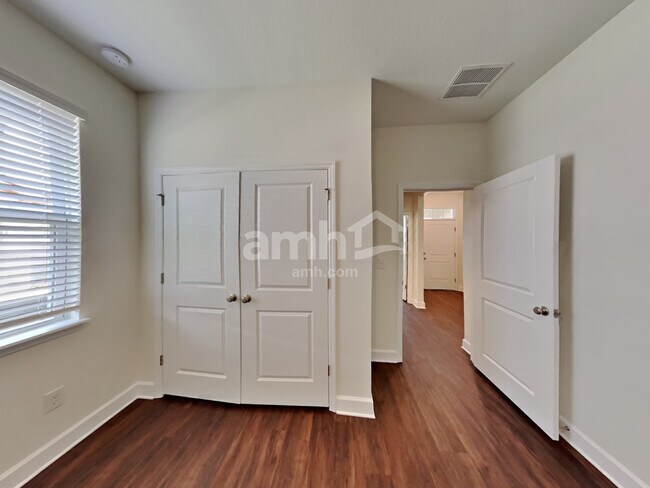 Building Photo - 3113 Artemisia Ln