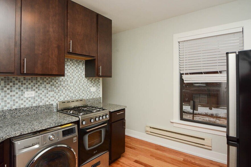 Building Photo - 2903 N Mildred Ave