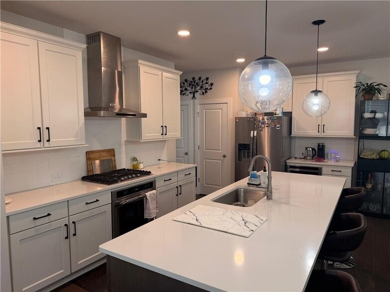 Building Photo - 1250 Wintergreen Wy