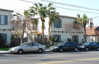 Building Photo - CC - 804-810 E Chevy Chase Dr