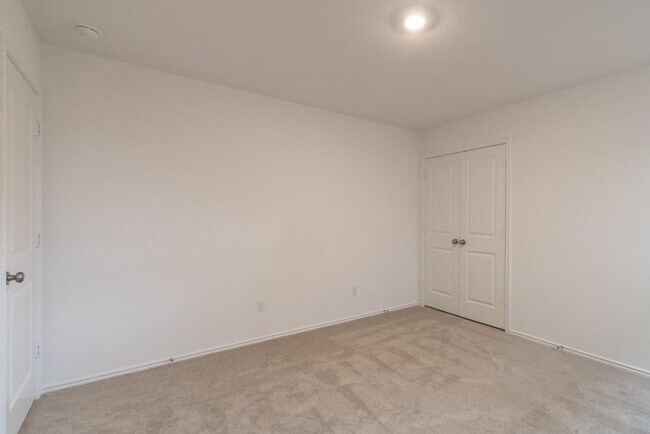 Building Photo - 309 Canley Lp