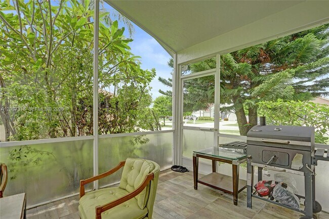 Building Photo - 14049 Skye Terrace