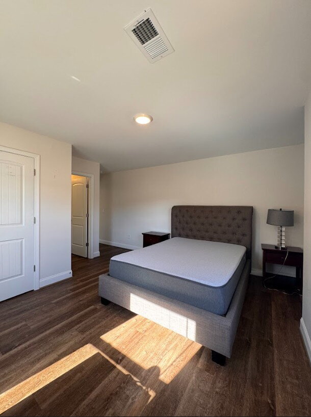 Building Photo - Ask us how to get FREE RENT!